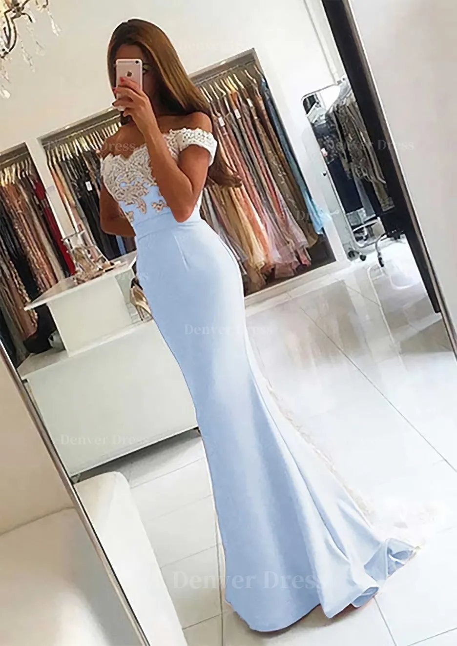 Elastic Satin Prom Dress Trumpet/Mermaid V-Neck Sweep Train With Lace