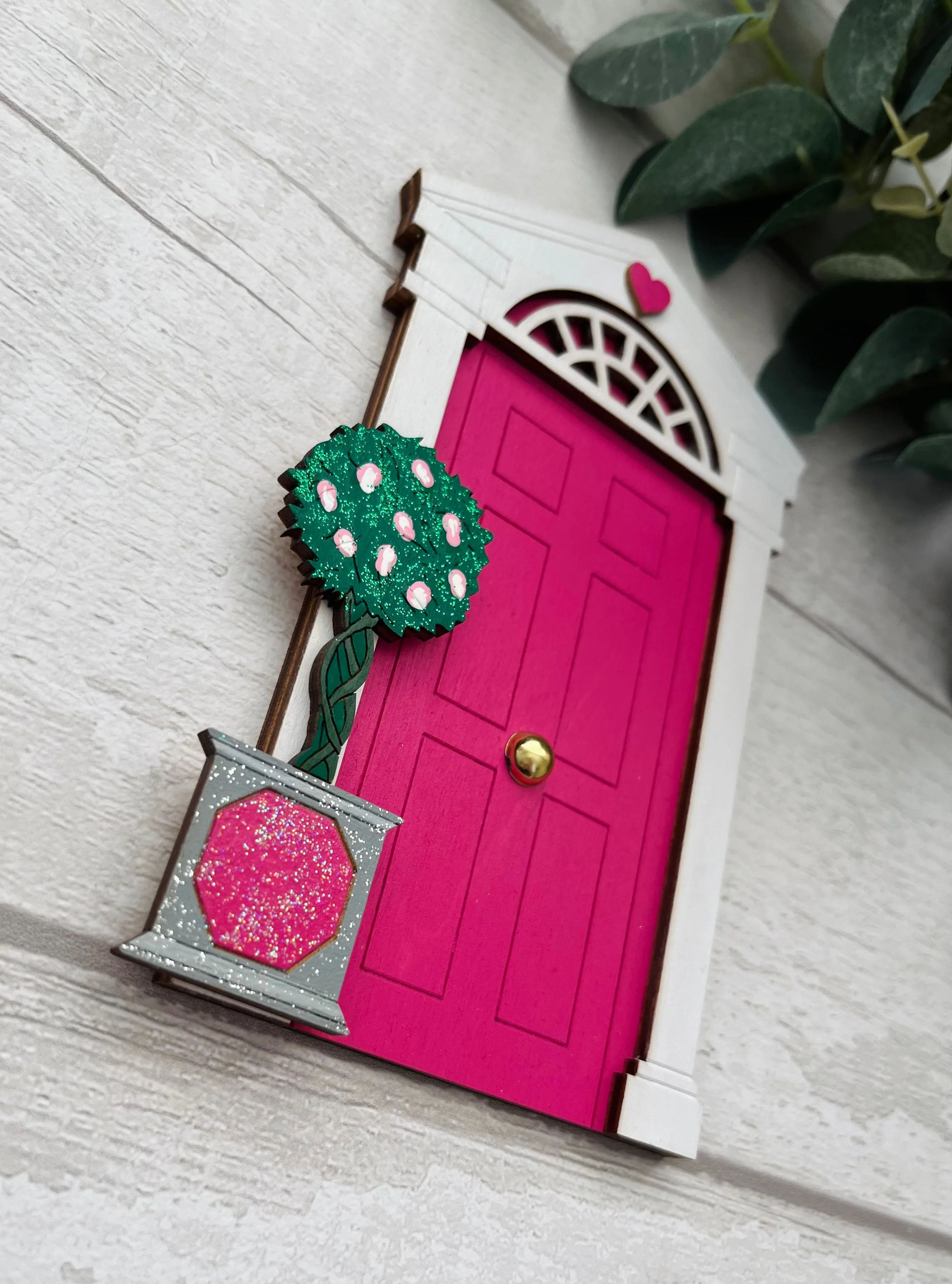 Fuchsia Pink Georgian Style Fairy Door