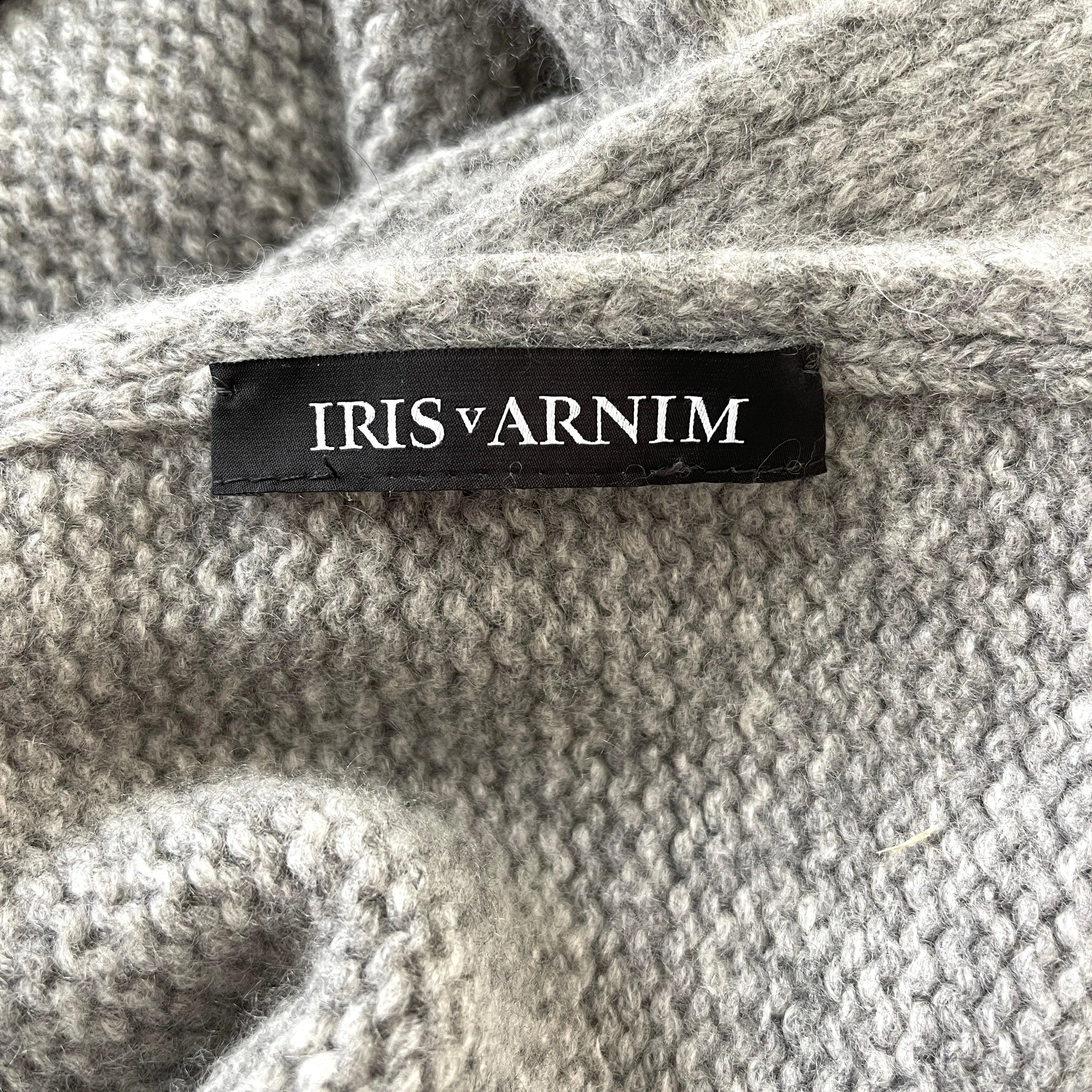 IRIS V ARMIN Cashmere Scarf