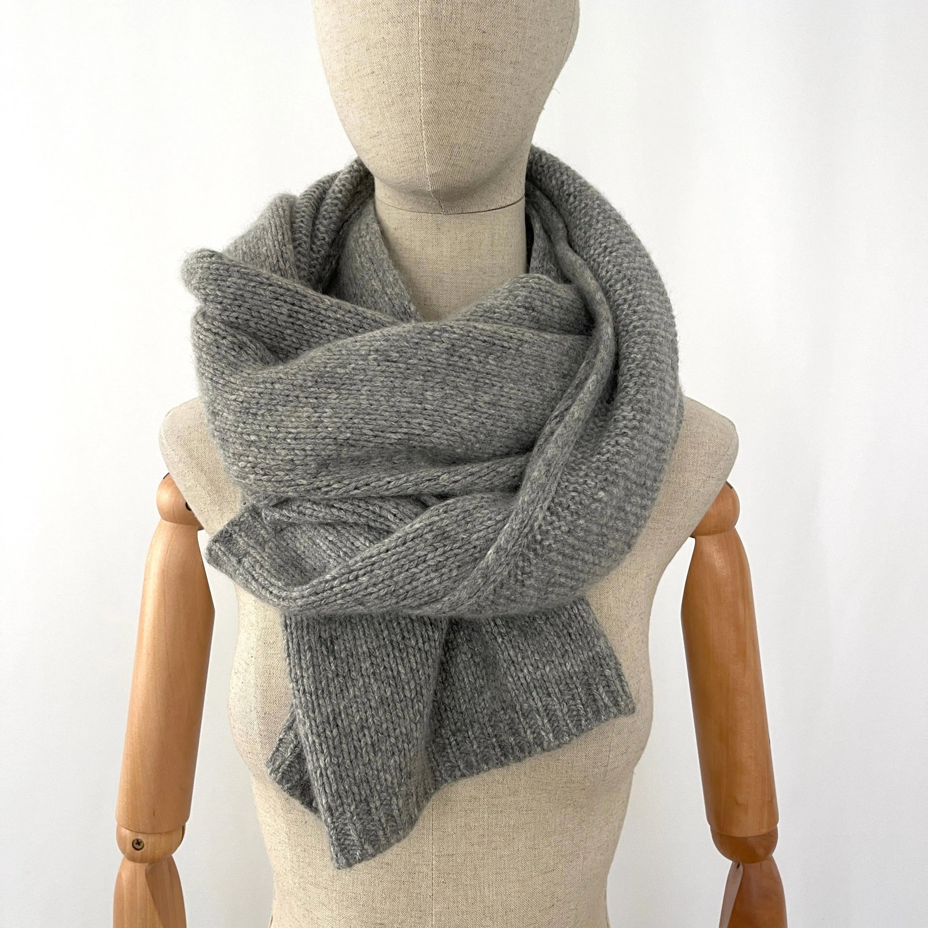 IRIS V ARMIN Cashmere Scarf