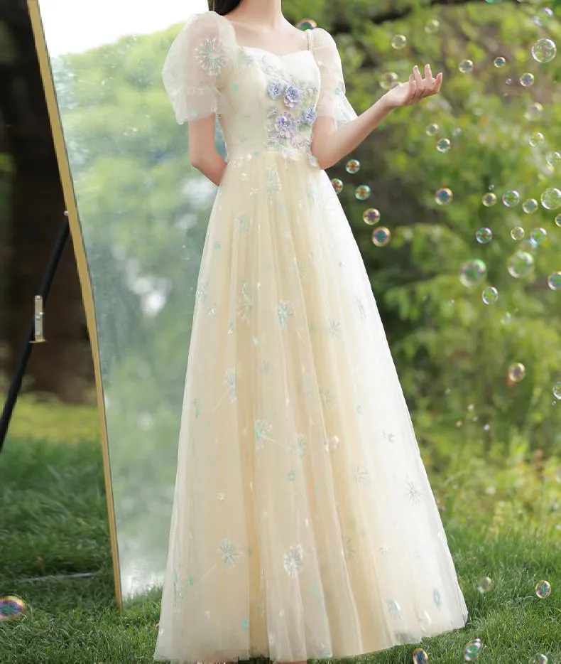 Retro Ethereal Embroidery Evening Dress