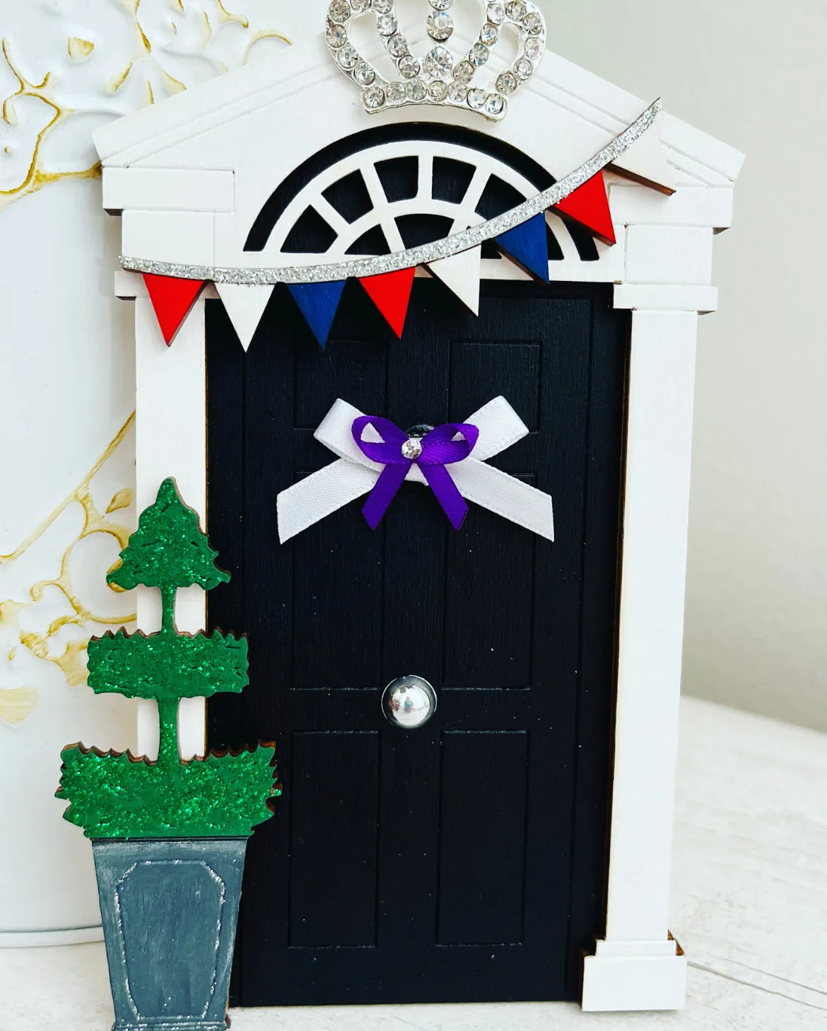 The Royal Commemorative Fairy Door Set